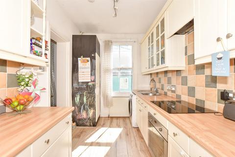 Sandgate High Street, Sandgate... 2 bed maisonette for sale