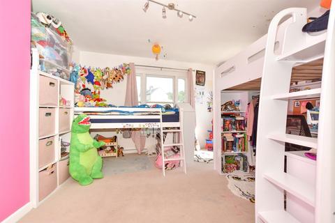 Sandgate High Street, Sandgate... 2 bed maisonette for sale