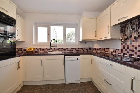 Menzies Avenue, Basildon, Essex 3 bed semi