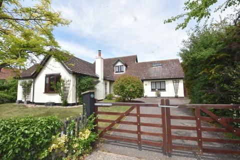 Debenham 5 bed detached house for sale