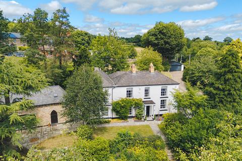 Llangollen LL20 6 bed detached house for sale