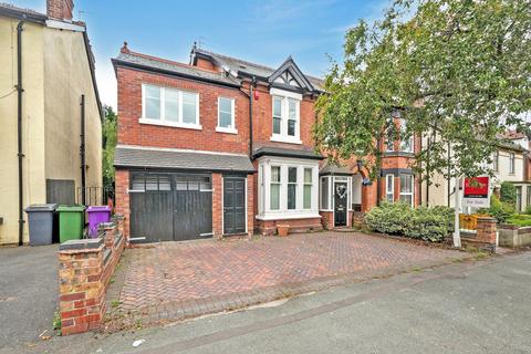 Copthorne Road, Wolverhampton, WV3 5 bed semi