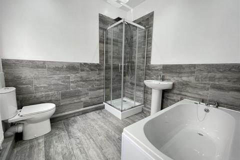 Stanhope Road, South Shields 3 bed flat for sale