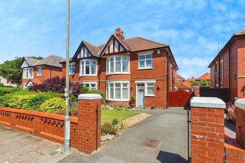 Newbury Road, Lytham St. Annes FY8 3 bed semi