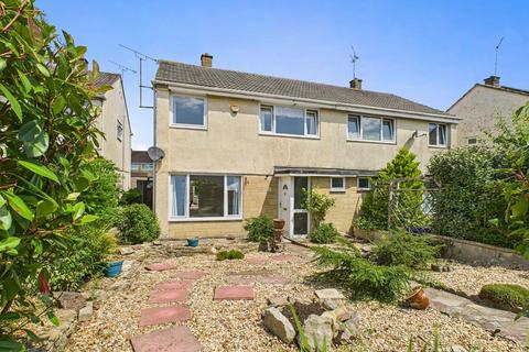 Cranwell Close, Chippenham SN14 4 bed semi