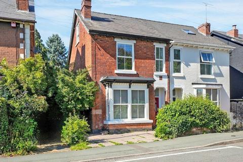 Finchfield Road, Wolverhampton, WV3 4 bed semi