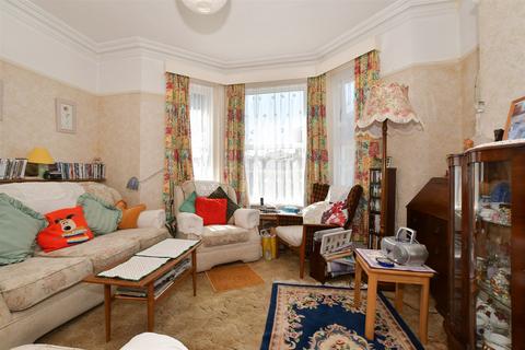 St. John's Road, Sandown, Isle of Wight 4 bed semi