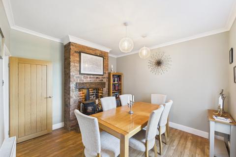 Woodbine Road, Worcester... 2 bed semi