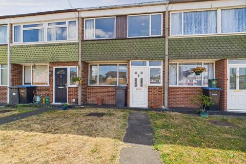 Harcourt Close, Egham, Surrey, TW20 3 bed terraced house for sale