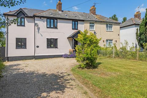 Woods Road, Ford End, Chelmsford 3 bed semi