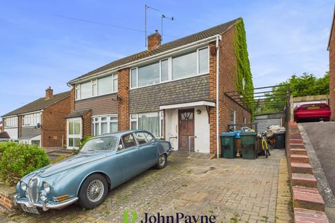 Theddingworth Close, Ernesford... 3 bed semi