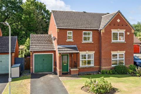 St. Pauls Drive, Telford TF1 3 bed semi