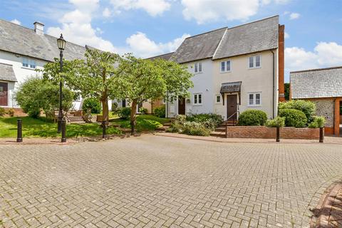 Old Patcham Mews, Brighton, East Sussex 2 bed end of terrace house for sale
