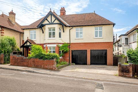 Moberly Road, Salisbury, Wiltshire, SP1 4 bed detached house for sale