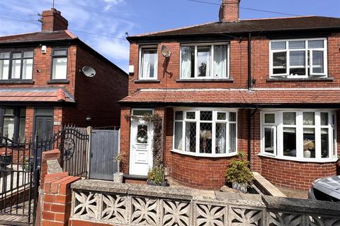 Gawber Road, Gawber, Barnsley 2 bed semi