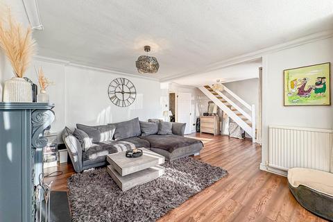 Cornhill Avenue, Hockley SS5 2 bed chalet for sale
