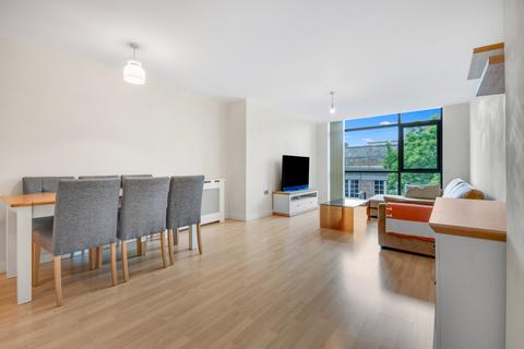 Wells Crescent, Marconi Plaza... 2 bed flat for sale