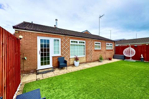 Standen Close, St Helens 2 bed detached bungalow for sale