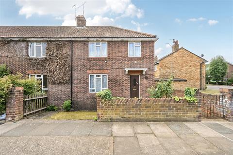Stuart Road, Richmond TW10 3 bed end of terrace house for sale