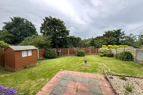 Gwelfor Estate, Cemaes Bay, Anglesey... 2 bed detached bungalow for sale