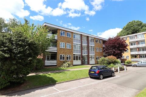 Radstone Court, Surrey GU22 2 bed flat for sale