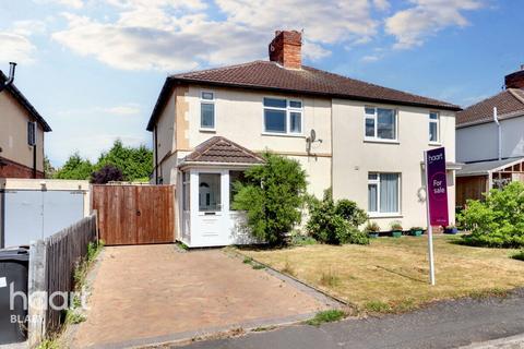Northfield Avenue, Wigston 3 bed semi