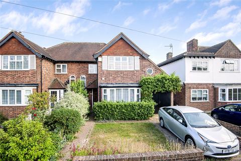 Overdale Avenue, New Malden, KT3 3 bed semi
