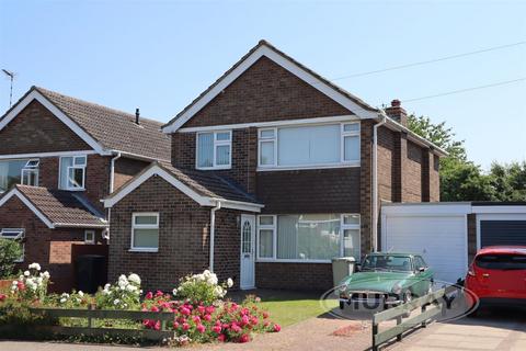 Harrington Way, Oakham LE15 3 bed detached house for sale