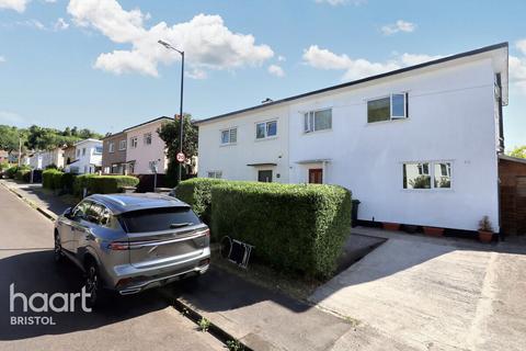 Badenham Grove, Bristol 3 bed semi