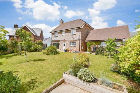 St. Crispin Close, Worth, Deal, Kent 4 bed detached house for sale