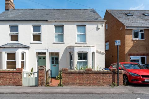 Old Road, Headington, OX3 3 bed semi