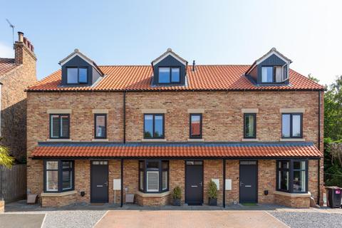 Occaney Close, Boroughbridge 3 bed townhouse for sale