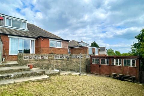 Deer Croft Crescent, Huddersfield, HD3 3 bed semi