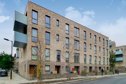 East Street, Elephant and Castle... 2 bed flat for sale