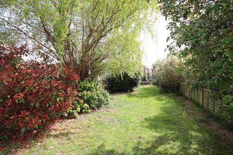 Crown Road, Clacton on Sea, CO15 3 bed semi