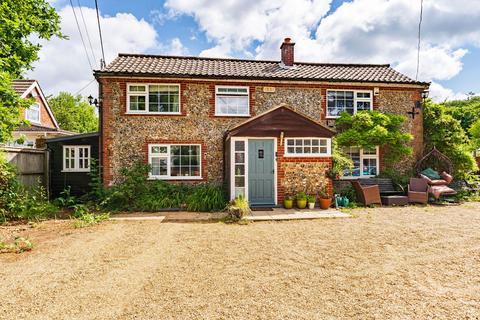 Low Street, Ketteringham 3 bed detached house for sale