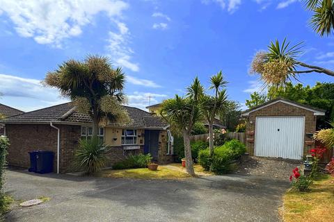 Oaklands, Westham, Pevensey 3 bed detached bungalow for sale