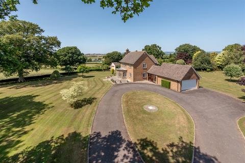 Private Road, Trull, Taunton 3 bed detached house for sale