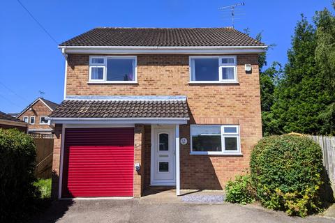 Grahame Avenue, Reading RG8 4 bed detached house for sale