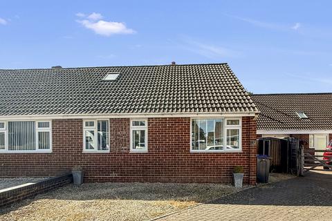 Ashley Place, Warminster 3 bed chalet for sale