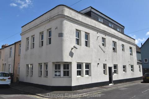 Robin Hood Quay, Gosport 1 bed flat for sale