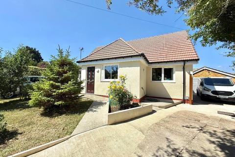 Locarno Avenue, Leagrave, Luton... 4 bed detached bungalow for sale
