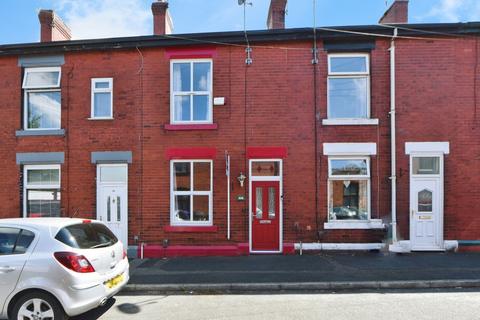 John Street, Greater Manchester SK14 2 bed terraced house for sale