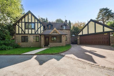 Melfort Road, Crowborough 3 bed detached house for sale