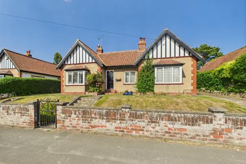 Scarborough Road, Driffield, YO25 5EG 3 bed detached bungalow for sale