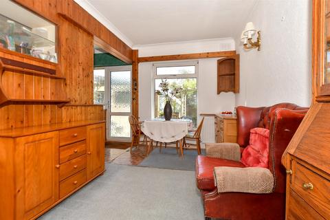 Chaseside Close, Romford RM1 3 bed semi