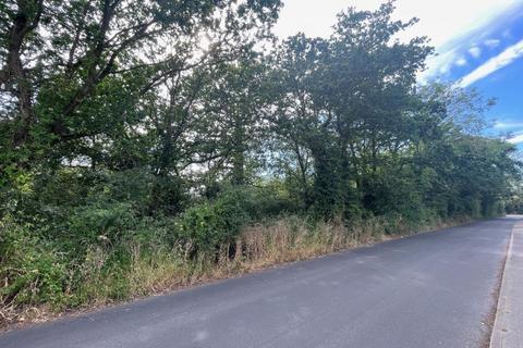 Land on the North Side Of Oakleigh... Land for sale