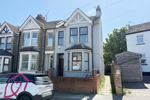 1 Stopford Road, Gillingham, Kent 6 bed end of terrace house for sale