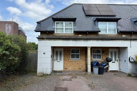 1 Commissioners Court, New Stairs... 2 bed end of terrace house for sale