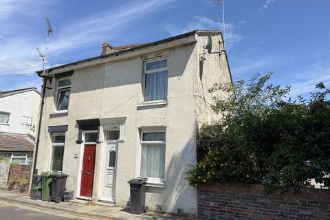 22 Mills Road, Portsmouth 2 bed semi